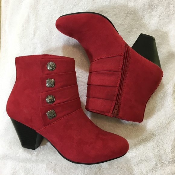 SOLD ~ Covington Susan Red Suede Booties NWOT - Picture 5 of 8